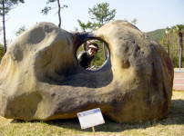 노인대학 야유회_산책로에서~