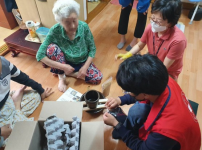 민관협력사례관리사업 생활복지운동 인사캠페인 “우리 함께 인사해요” 콩나물 키트 전달