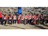 2025년 3월 인지 및 신체 프로그램( 봄맞이 공원 나들이 및 봄꽃 원예 활동)